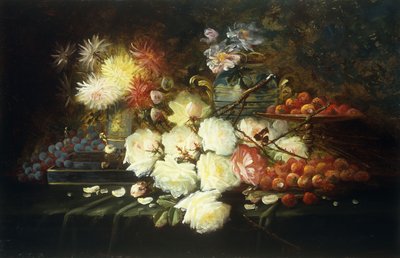 Stillleben mit Rosen, Chrysanthemen, Trauben und Erdbeeren von Modeste Carlier