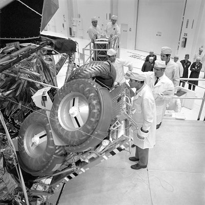 Apollo 16 - NASA, 1971 von NASA Images