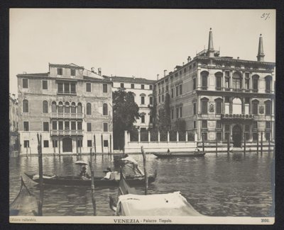 Außenansicht eines Palazzo in Venedig von Neue Photographische Gesellschaft