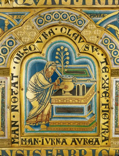 Aaron legt ein goldenes Gefäß mit Manna in die Bundeslade, als Erinnerung an die Wanderungen der Israeliten in der Wüste von Nicholas of Verdun