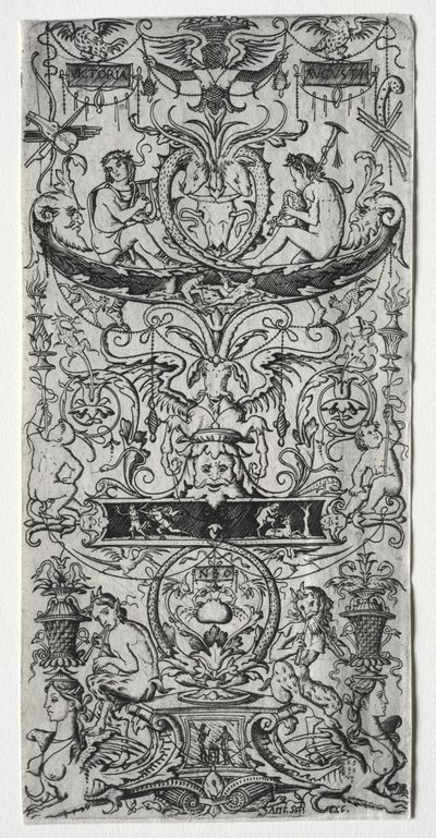 Ornamenttafel mit der Inschrift Victoria Augusta von Nicoletto da Modena