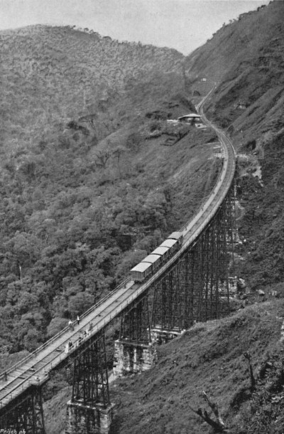 Viadukt der EF Ingleza, 1895 von Paulo Kowalsky