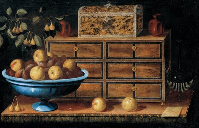 Schreibtisch mit einer kleinen Truhe und einer Obstschale von Pedro de Camprobín
