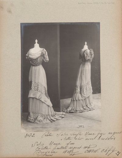 Albumseite: House of Worth, Ballkleid von Photographer French