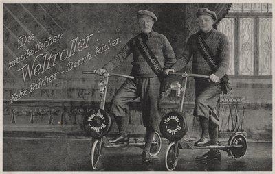 Felix Ruether und Bernhard Ricker, musikalische Rollerfahrer von Photographer German