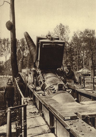 Deutsche 380-mm-Eisenbahngeschütz vom Typ, der bei den Bombardierungen von Verdun und Dünkirchen, Frankreich, im Ersten Weltkrieg verwendet wurde von Photographer German