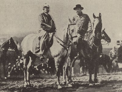 Kaiser Wilhelm II. von Deutschland und US-Präsident Theodore Roosevelt beobachten die deutschen Manöver von Photographer German