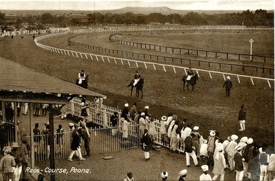 Die Rennbahn, Poona, ca. 1900-30 von Raphael Tuck and Sons