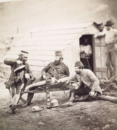 Entbehrungen im Lager (Colonel Lowe und die Kapitäne Brown und George) von Roger Fenton