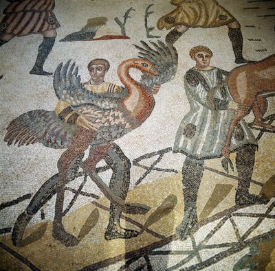Jäger lädt Strauß auf ein Schiff, Detail (Mosaik) von Roman