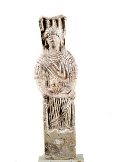 Darstellung der Göttin Kybele auf einem Thron sitzend. Um das 3. Jahrhundert v. Chr. von Roman