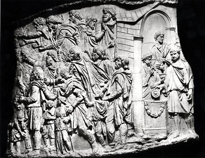 Opferszene, ein Abguss von Trajanssäule, 113 n. Chr. von Roman