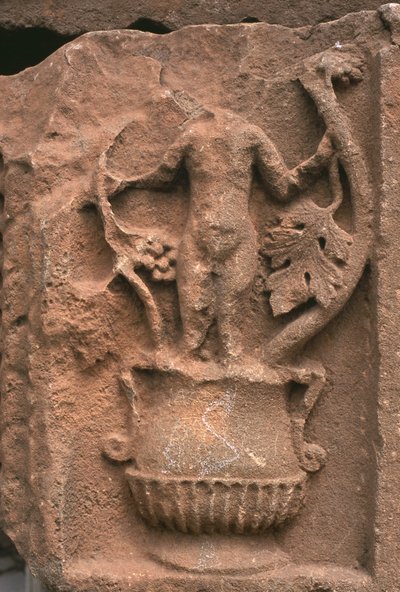 Architektonisches Fragment mit geschnitzter Dekoration, Sertius-Markt, Hochimperiale Periode (27 v. Chr.-395 n. Chr.) von Roman Imperial Period