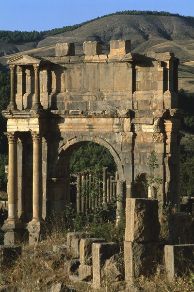 Triumphbogen zu Ehren von Kaiser Caracalla, Hochimperiale Periode von Roman Imperial Period