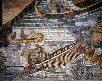 Eine römische Bireme (eine Art Galeere mit zwei Reihen) (Detail) eines Mosaiks in Palestrina. von Roman Roman