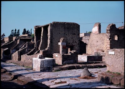 Kreuzung zwischen Cardo V und unterem Decumanum von Roman Roman