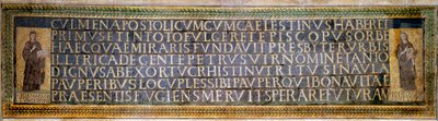 Römische Kunst: Mosaik mit der Widmung an die heilige Sabine, christliche Märtyrerin des 2. Jahrhunderts. Es trägt die Namen von Peter von Illyrien, Gründer der Basilika, und Papst Celestin I. 5. Jahrhundert Basilika St. Sabina von Roman Roman