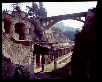 Ansicht der östlichen Zone von Herculaneum, 5. Jahrhundert v. Chr. - 1. Jahrhundert n. Chr. von Roman Roman