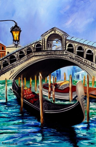 Gondeln an der Rialto-Brücke in Venedig, 2023 von Ruslana Levandovska