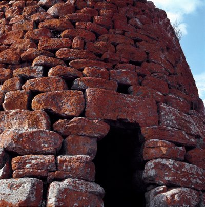 Ansicht des Eingangs des Nuraghe Montecodes (oder Monte Codes) in Macomer von Sardinia Nuragic Civilization