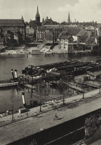 Berlin: Blick über die Spree zur Klosterstraße von Sasha Stone