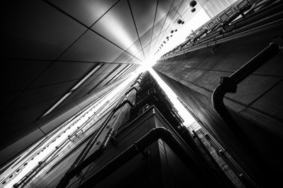 Geometrischer Stadtaufstieg von Satoshi Hata