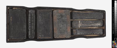 Satz von Tintenstäben in Lackbox, spätes 17. bis frühes 18. Jahrhundert von School Chinese