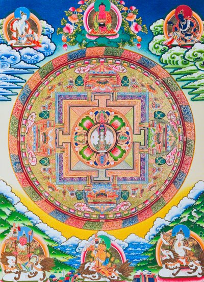 Mandala mit tausendarmigem Avalokiteshvara; der heilige, magische Kreis, der den elfköpfigen Bodhisattva darstellt, der unendliches Mitgefühl symbolisiert von School Nepalese