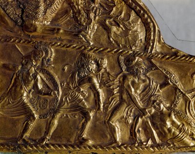 Skythische Kunst: Goldbeschichtung mit Darstellung einer Schlacht zwischen Griechen und Barbaren, 6. Jahrhundert v. Chr. Sankt Petersburg, Eremitage von Scythian Scythian