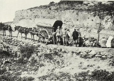 Entladen eines Wagens mit Schusswaffen, um die Dersa-Hügel zu erklimmen, Tetouan, Marokko von Spanish Photographer
