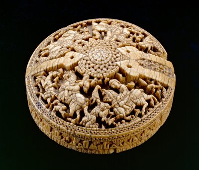 Deckel eines Behälters, dekoriert mit vier Jägern und Tieren, Umayyadenzeit, 998-999 n. Chr. von Spanish School