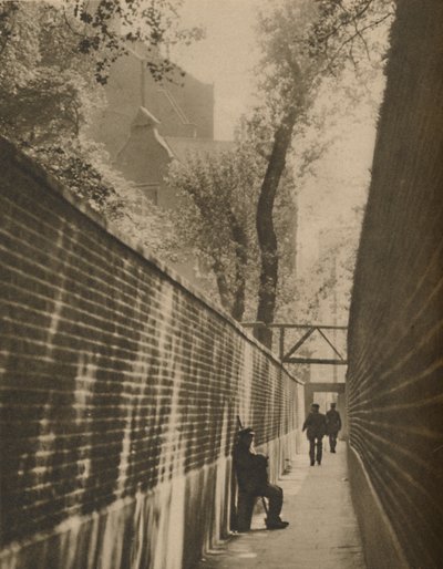 In Lansdowne Passage, wo einst ein Straßenräuber um sein Leben galoppierte, um 1935 von Taylor