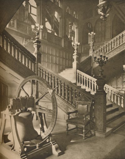 Prächtige Treppe der Grocers Hall und die große flämische Glocke namens Martin von Taylor