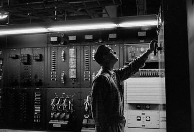 Wartung von Telefonanlagen bei PacTel alias Pacific Telephone in Bellingham von Ted Spiegel