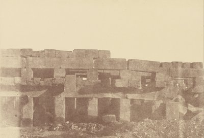 Nahaufnahme des überdachten Gangs von Thutmosis III., Karnak von Théodule Devéria
