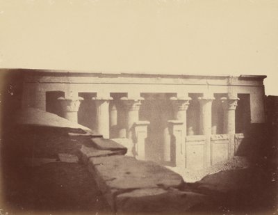 Vorderansicht des Hauptraums des Tempels von Edfu von Théodule Devéria