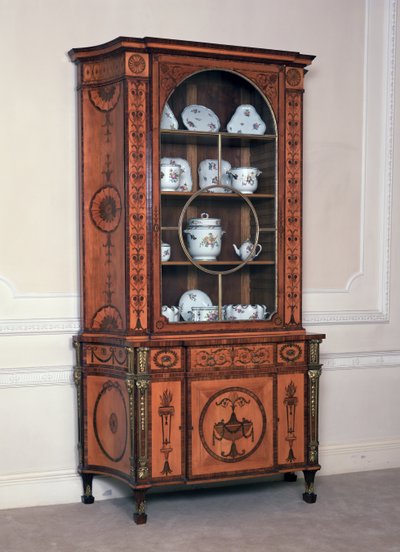 Eines von einem Paar Schränken, in Auftrag gegeben vom 1. Viscount Melbourne für Melbourne House, Piccadilly (jetzt Albany), ca. 1773 von Thomas Chippendale