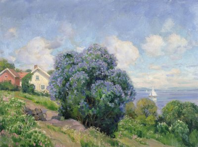 Sommerlandschaft mit Fliederbusch, Haus und Segelboot von Thorolf Holmboe