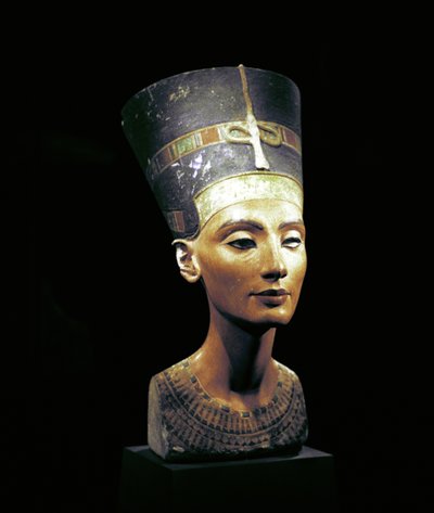 Büste der Nofretete (ca. 1370-1330 v. Chr.) von Thutmose Thutmose