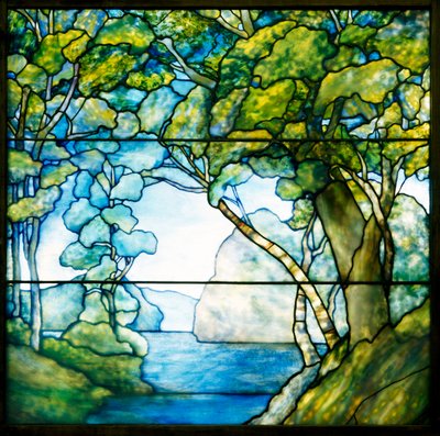 Landschaftsfenster, das einen Durchgang zum Meer darstellt von Tiffany and Company