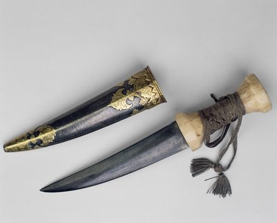 Großer Dolch und Scheide, möglicherweise gehörte Haider Ali (1722-82) Sultan von Mysore (Damaststahl) von Turkish School
