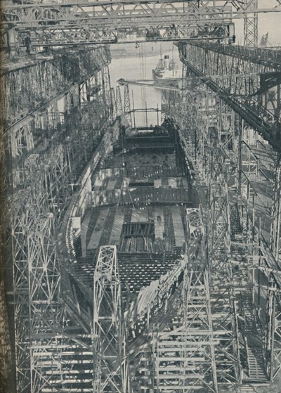 Ein Nest aus Stahl. Cunard White Star Liner Georgic im Bau, 1927-1929, 1936 von Unbekannt