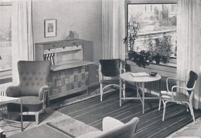 Ein schwedisches Wohnzimmer mit Möbeln, entworfen von Caarl-Axel Acking und hergestellt von Svenska Mobelfabrike von Unbekannt