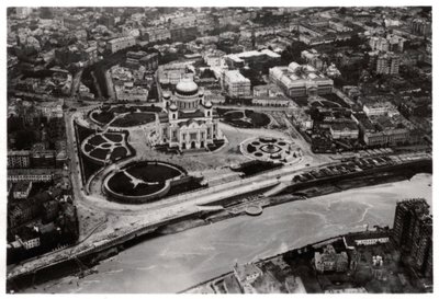 Luftaufnahme der Kathedrale Christi des Erlösers, Moskau, UdSSR, aus einem Zeppelin, 1930-1933 von Unbekannt