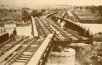 Elektrisch betriebene Schwenkbrücke in Beccles, nahe Yarmouth, London und Nordostbahn von Unbekannt