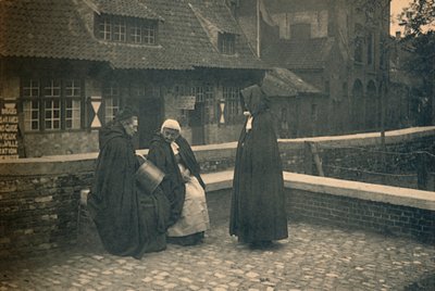Hinter dem Gruuthuse. Typen von Brügge, um 1910 von Unbekannt