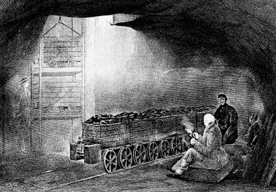 Boden eines Schachtlochs in einer Kohlenmine mit einem Zug beladener Wagen, 1860 von Unbekannt