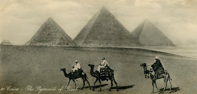 Kairo: Die Pyramiden von Gizeh, ca. 1918-1939 von Unbekannt