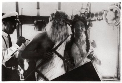 Zeremonie zur Feier der Äquatorüberquerung an Bord des Luftschiffs Graf Zeppelin von Unbekannt