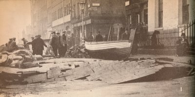 Schäden am Victoria Embankment, als die Themse über die Ufer trat von Unbekannt